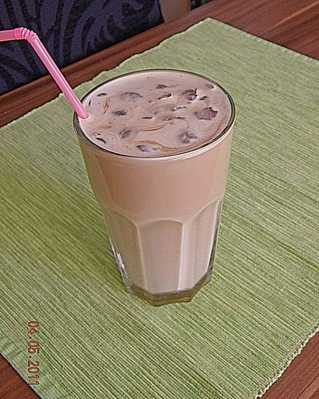 Starbucks Iced Caffe Latte