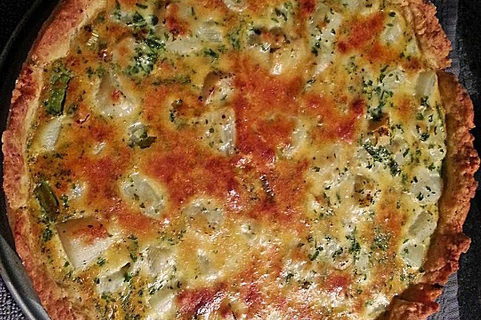 Spargelquiche mit Schinken