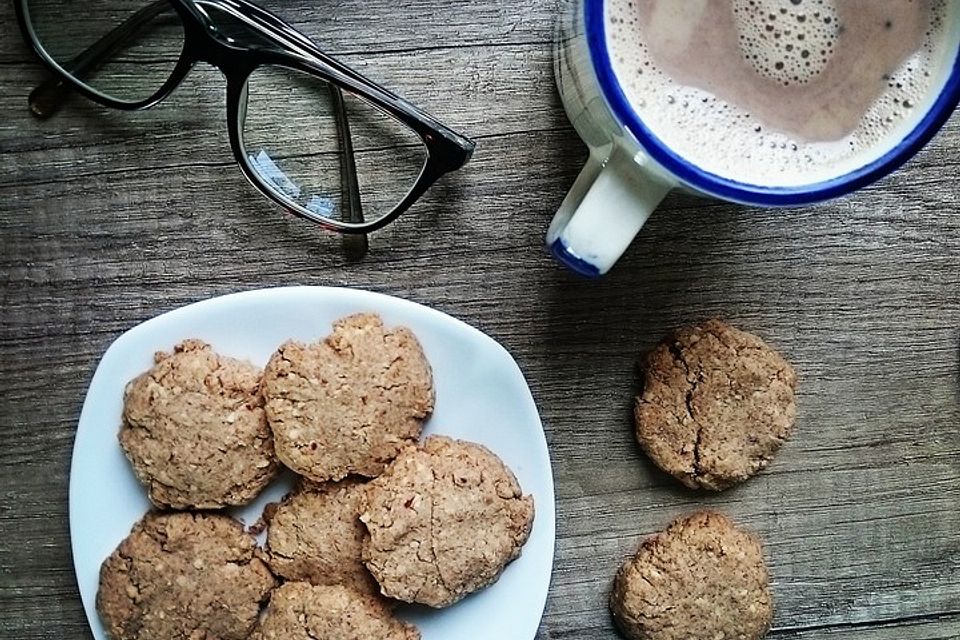 Vegane Kekse mit Dinkel und Zimt