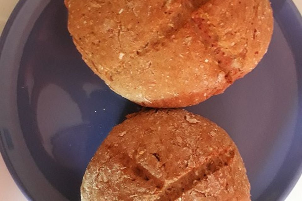 Vollkorn - Nussbrötchen