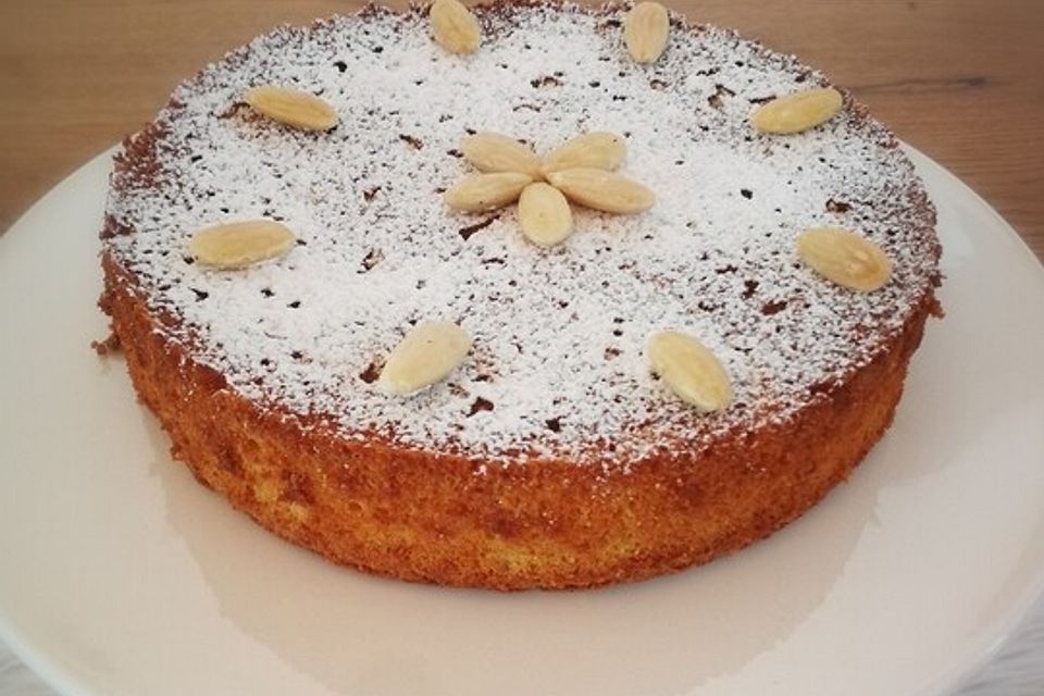 Mallorquinischer Mandelkuchen