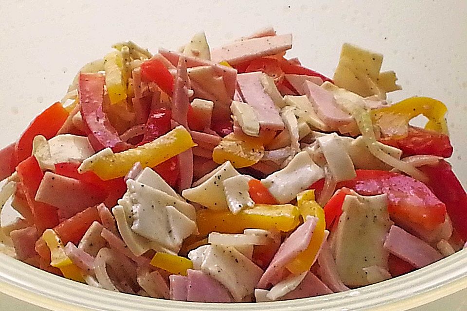 Paprika - Wurstsalat