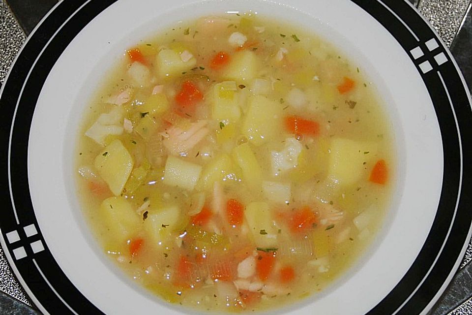 Clints Räucherlachssuppe