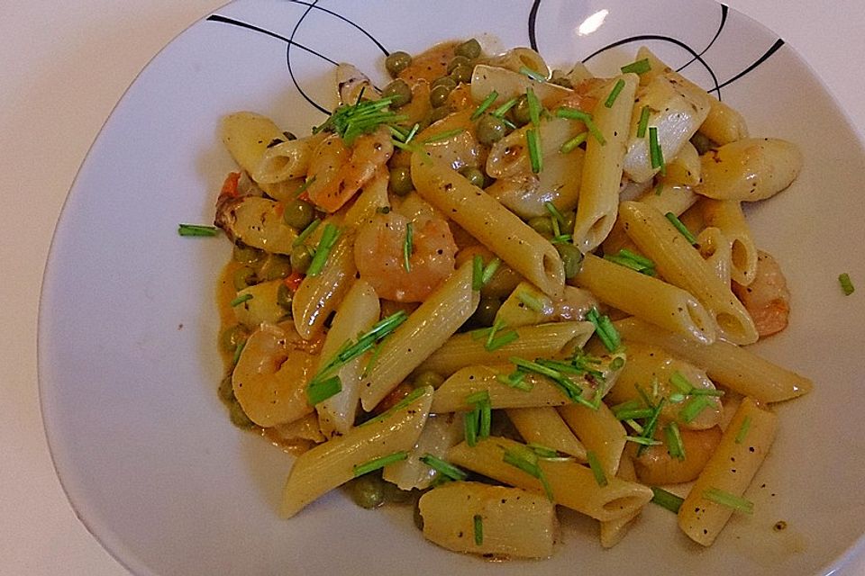 Pasta mit Spargel und Garnelen