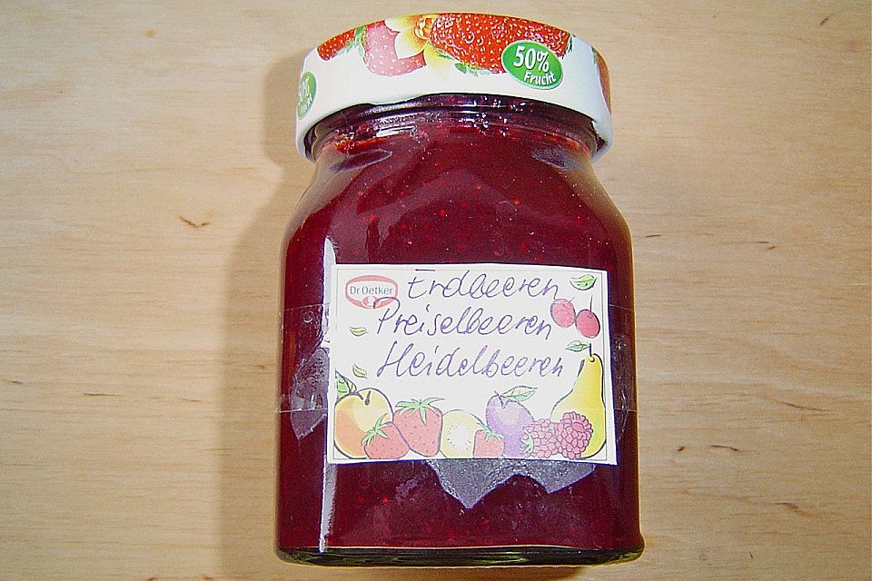 Erdbeeren - Preiselbeeren - Heidelbeeren Marmelade