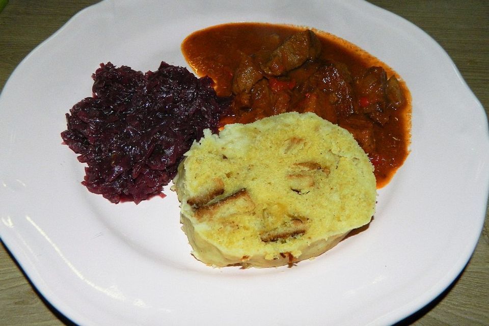 Böhmische Semmelknödel