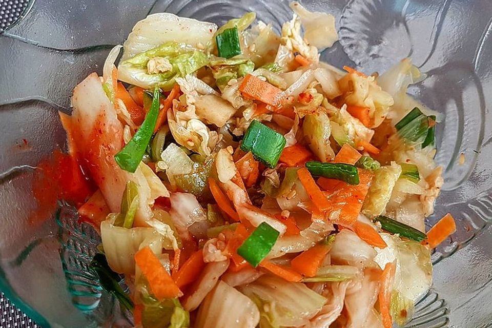 Kimchi mit Chinakohl und Rettich