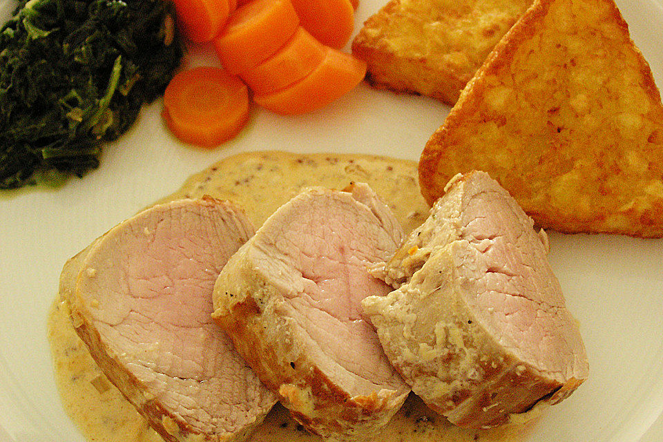 Schweinefilet mit Senf-Sahnesauce