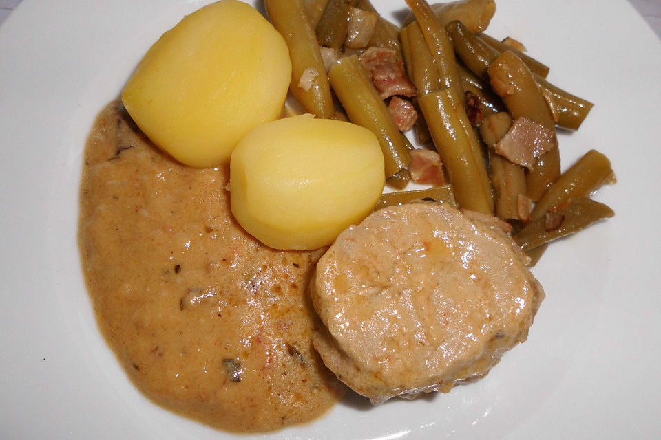 Schweinefilet mit Senf-Sahnesauce