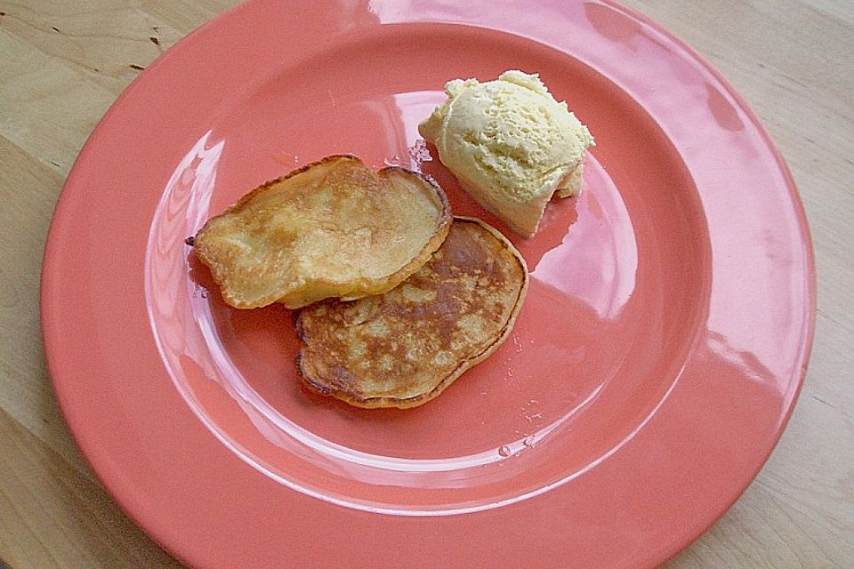 Apfel-Bananen-Pfannkuchen