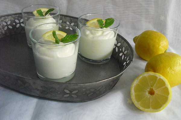 Schnelles Zitronencreme-Dessert - ohne Eier und Gelatine von Stift1 ...