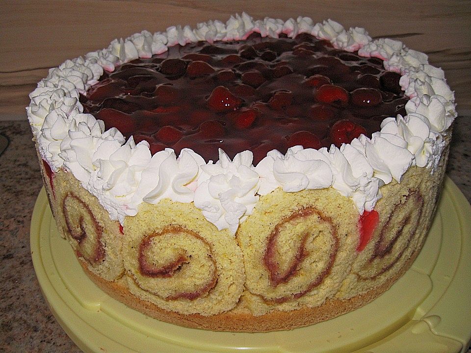 Uschis Himbeer-Sahne Torte von ufaudie58| Chefkoch