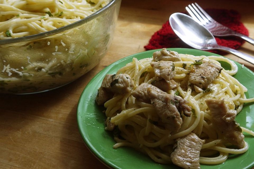 Zitronenspaghetti mit Kräutergarnelen