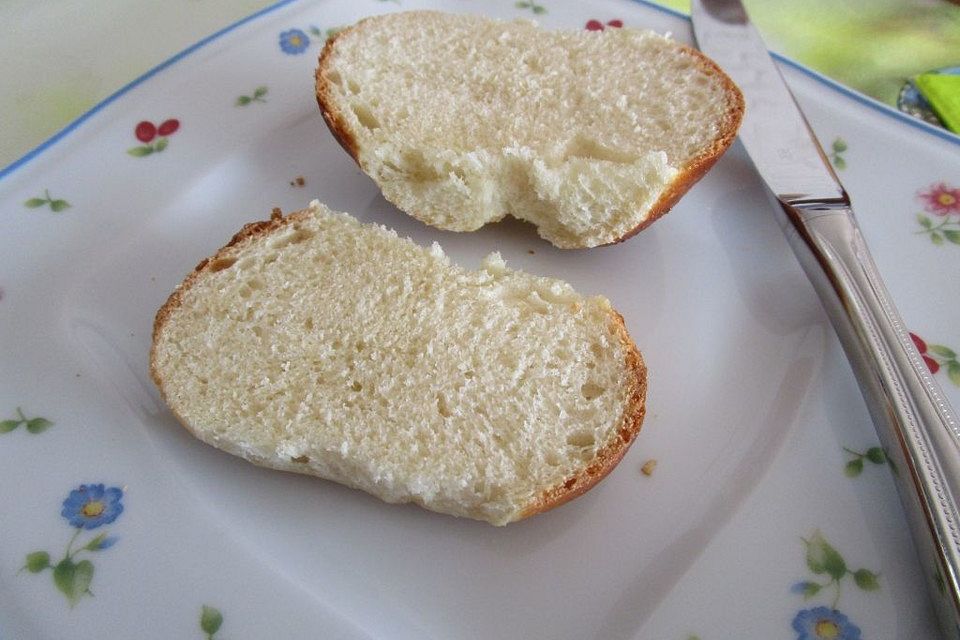 Weiche Brötchen in zig Varianten