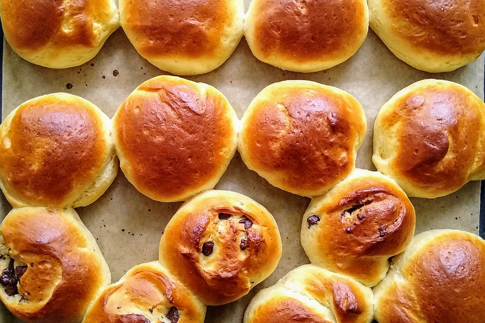 Weiche Brötchen in zig Varianten