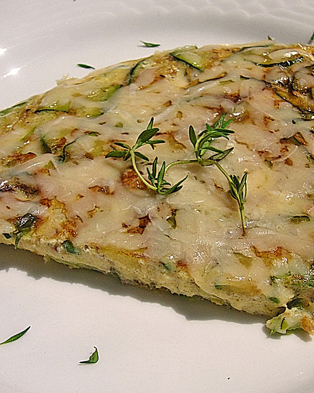 Zucchini-Frittata mit frischem Thymian