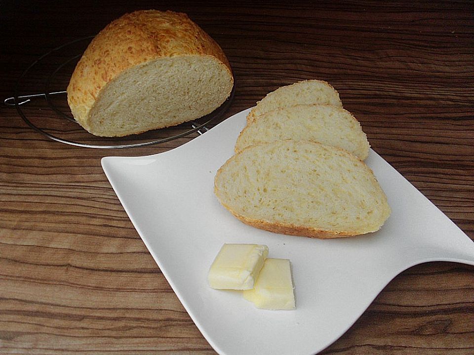 Brot mit Grieß und drei Sorten Käse von Pumpkin-Pie| Chefkoch