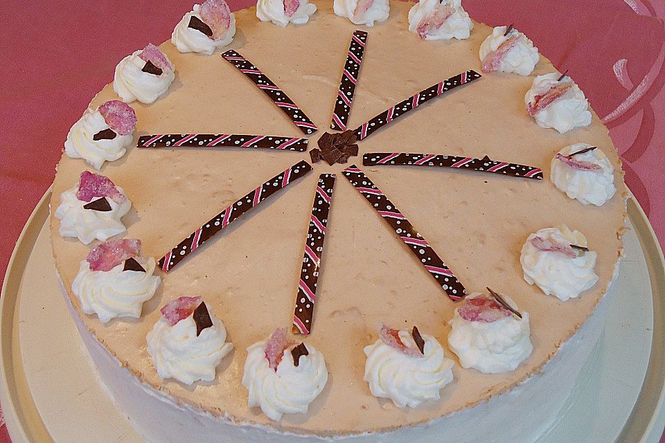 Nougat-Torte mit Frischkäse