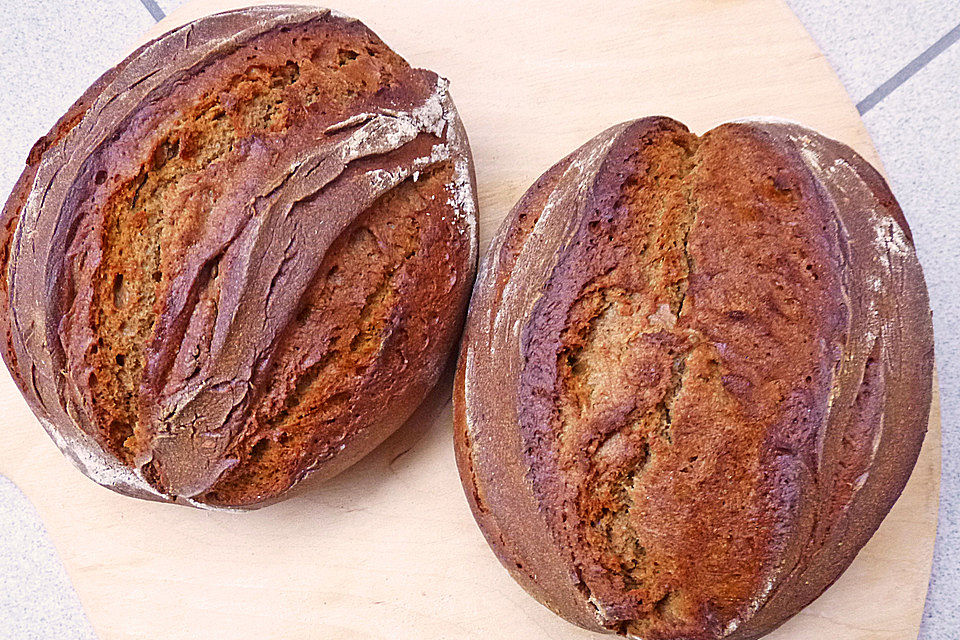 Einfaches Roggensauerteigbrot nach meiner Art