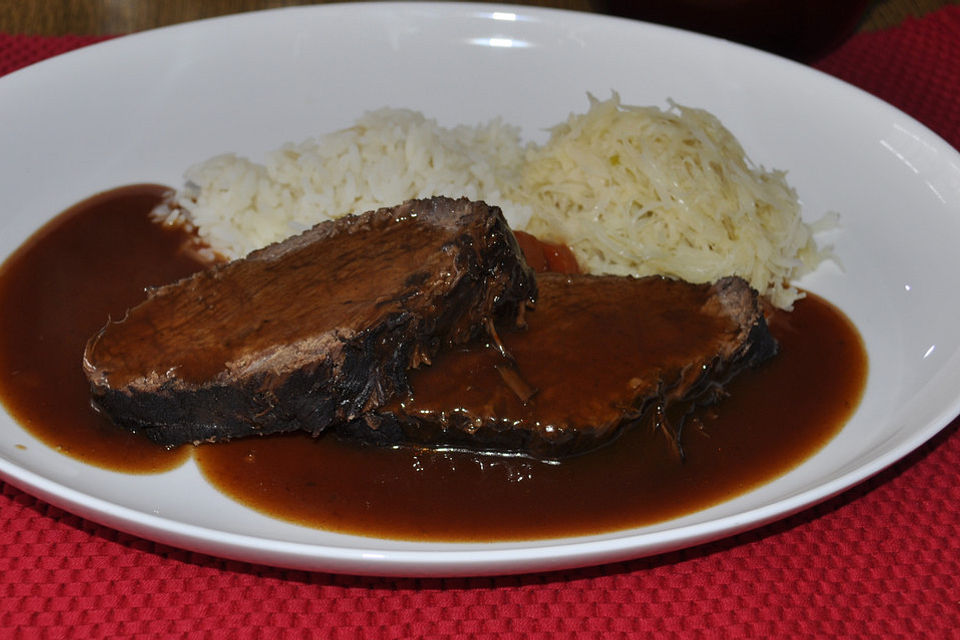 Albertos Brasato aus Tafelspitz in Spätburgunder