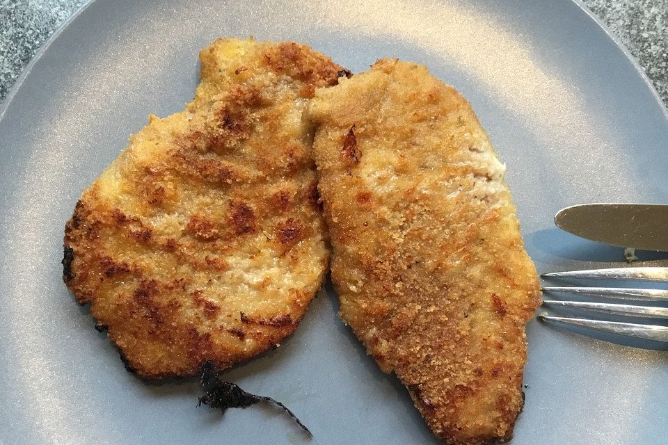 Panierte Schnitzel aus dem Backofen