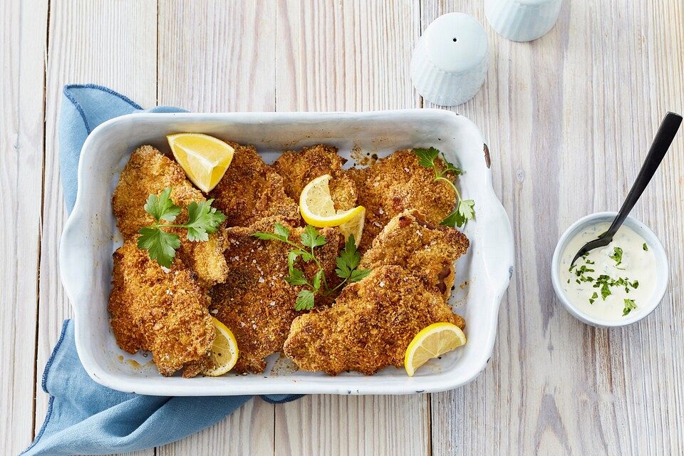 Panierte Schnitzel aus dem Backofen