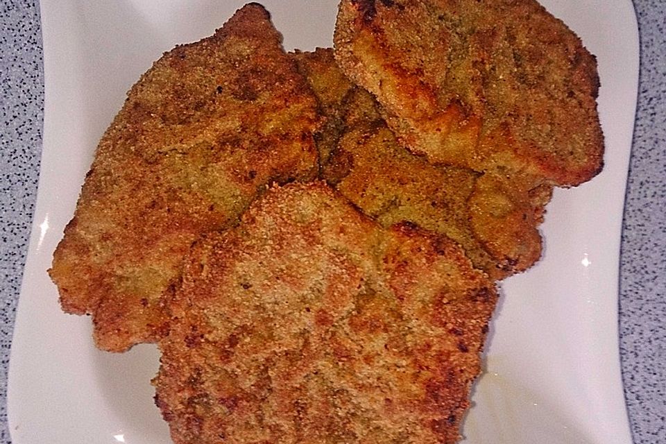 Panierte Schnitzel aus dem Backofen