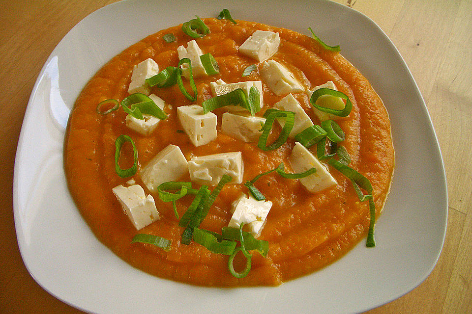 Feta - Kartoffel - Möhren - Suppe "Ariane"