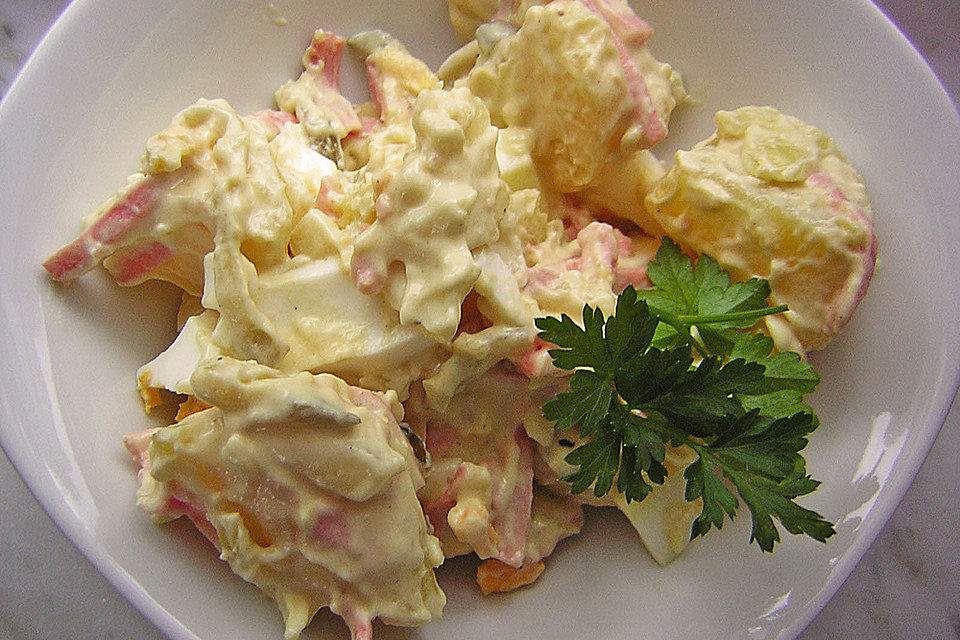 Kartoffelsalat nach Mutters Art mit Fleischsalat