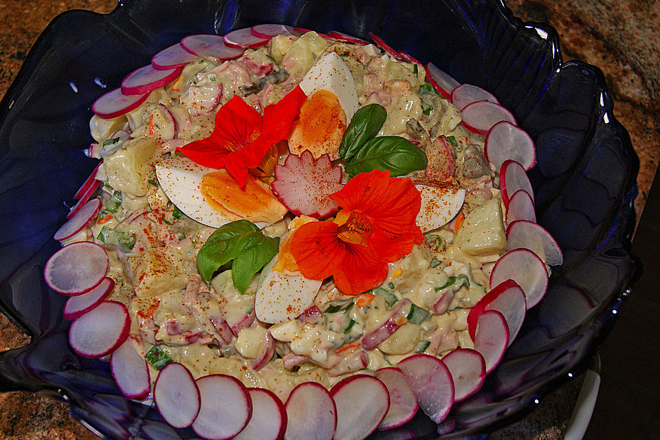 Kartoffelsalat nach Mutters Art mit Fleischsalat