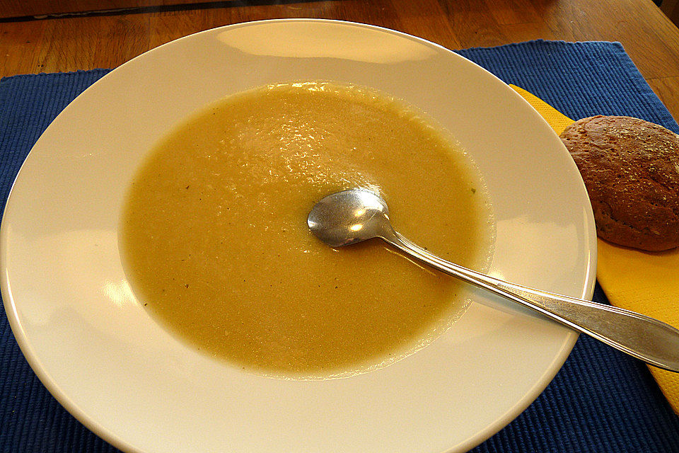 Spargelcremesuppe nach Tante Otti