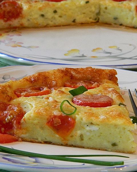 Herzhafter Kuchen mit Salami, Tomaten und Käse von korinte777