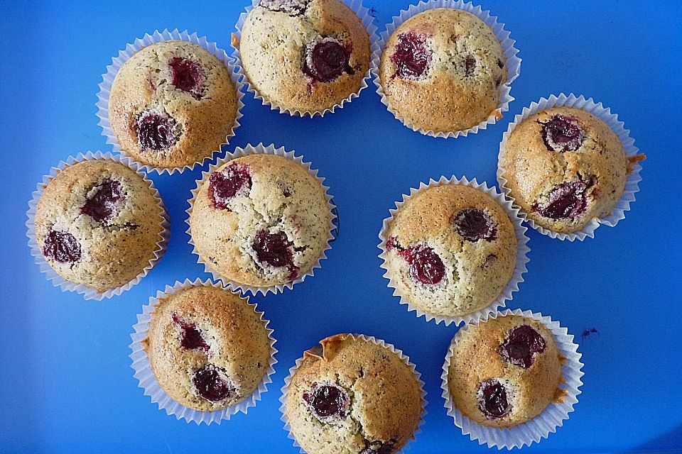 Kirsch - Mohn Muffins