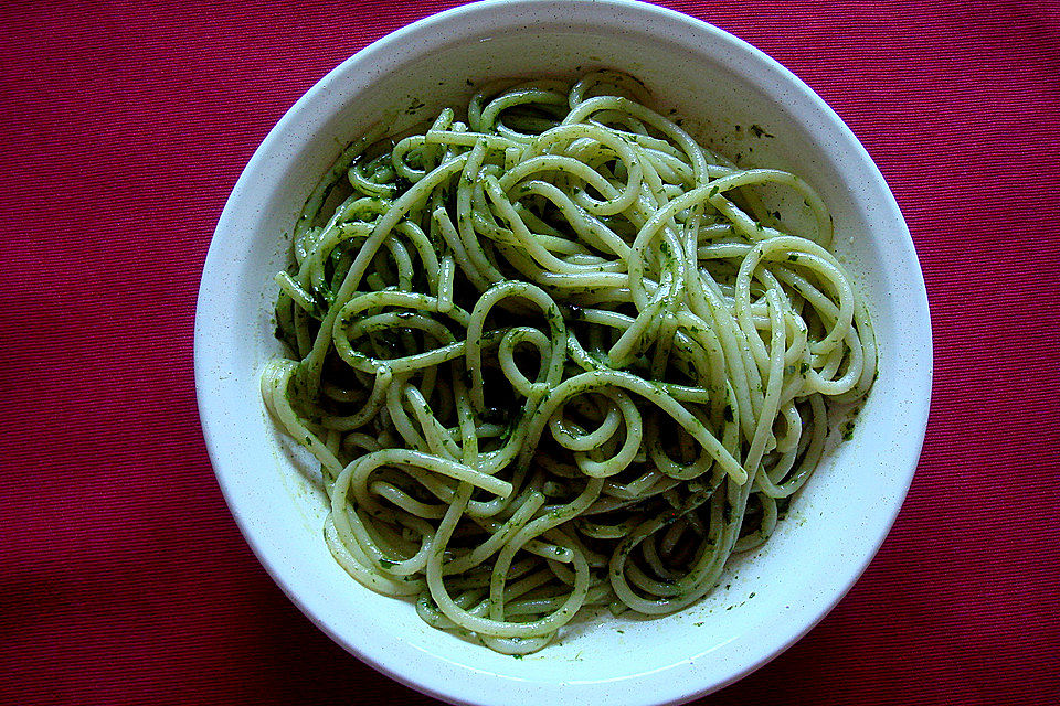 Spaghetti mit Petersilien - Pesto