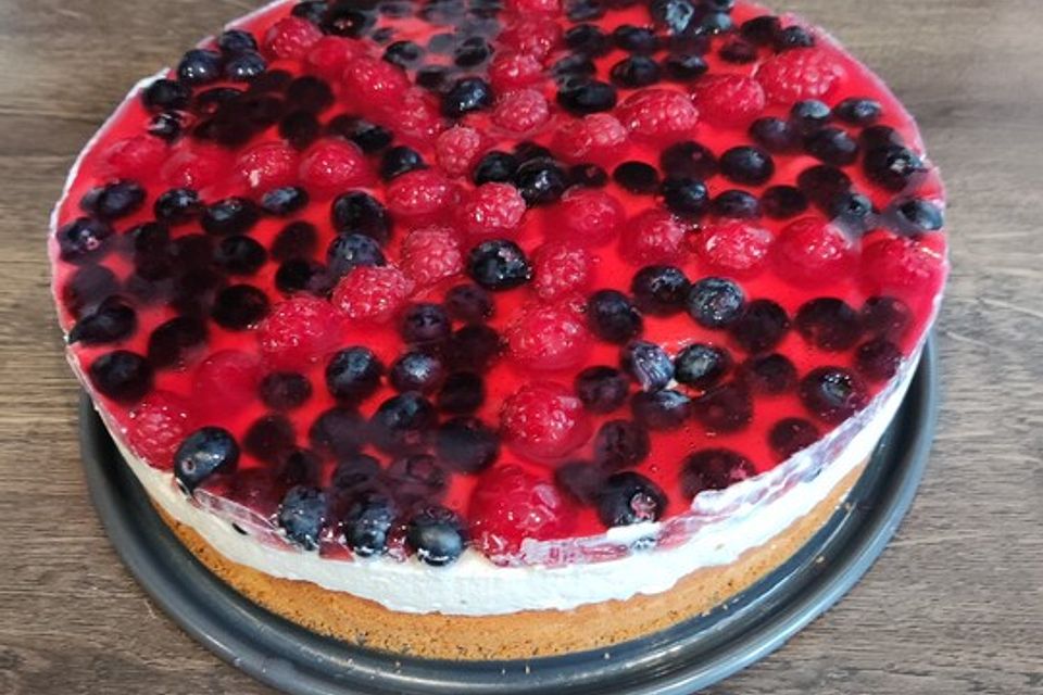 Frische Erdbeertorte