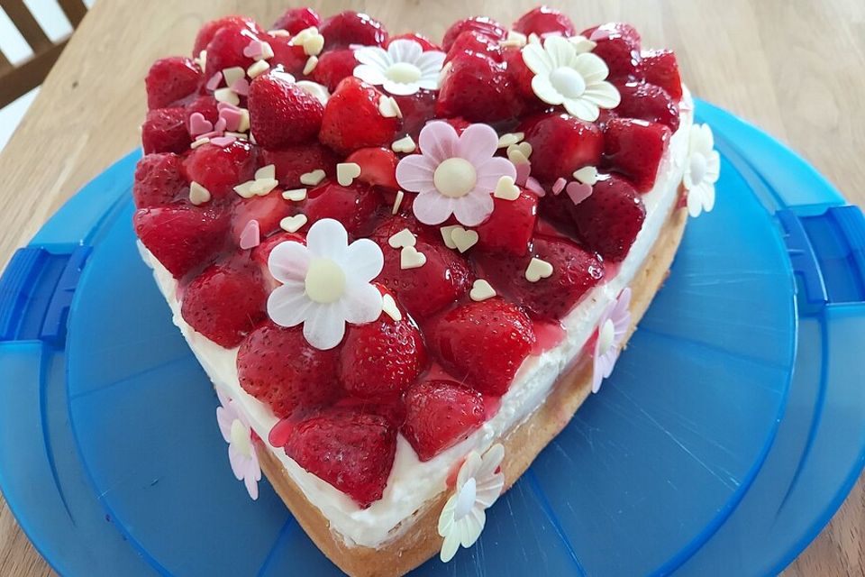 Frische Erdbeertorte