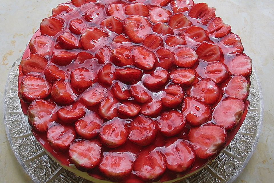 Frische Erdbeertorte