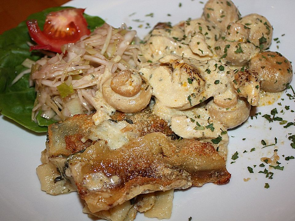 Hähnchenschnitzel in Champignon - Zwiebel - Sahnesoße von ...