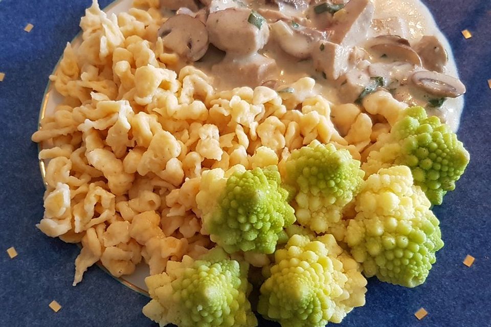 Romanesco mit Mandelblättchen