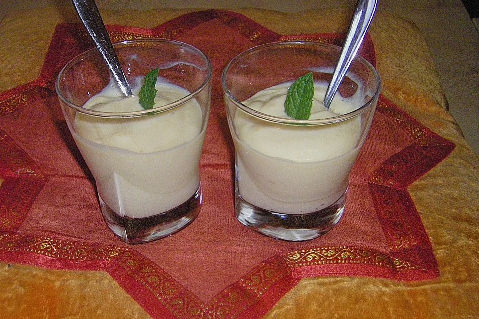 Exotischer Mangojoghurt