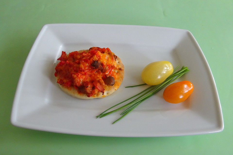 Mini - Pizzen oder überbackene Toasties