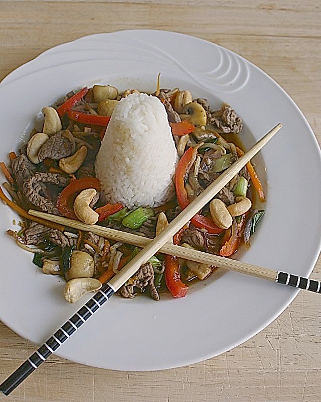 Buntes Gemüse mit Rindfleisch "China-Style"