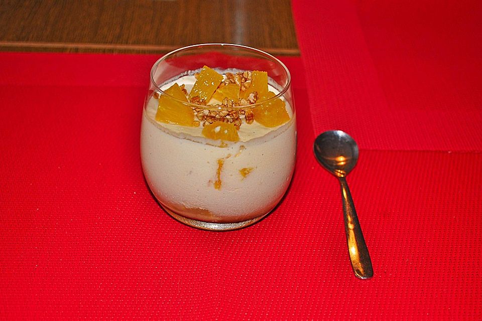 Orangencreme mit Joghurt