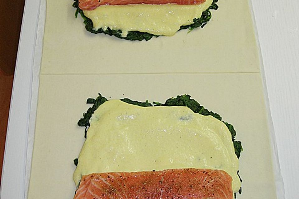 Lachs im Blätterteig