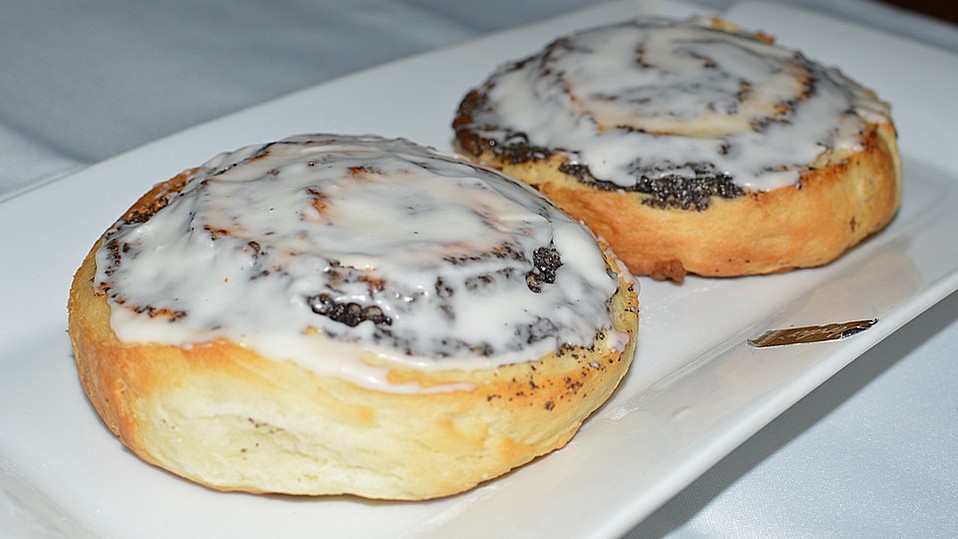 Mohnschnecken mit Hefeteig (ohne Rosinen) von machal