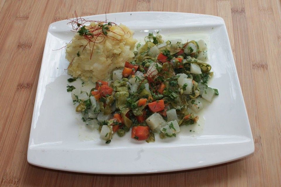 Frühlingsgemüse mit Kräutersauce