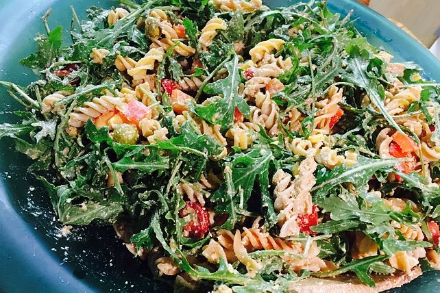 Veganer Nudelsalat mit Walnuss - Olivendressing von Antikörper| Chefkoch