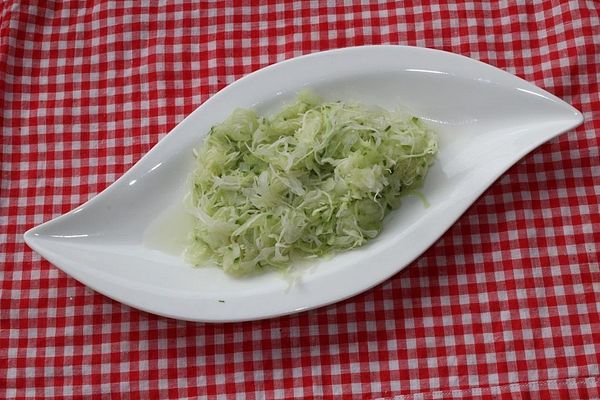 Krautsalat mit Gurke | Chefkoch
