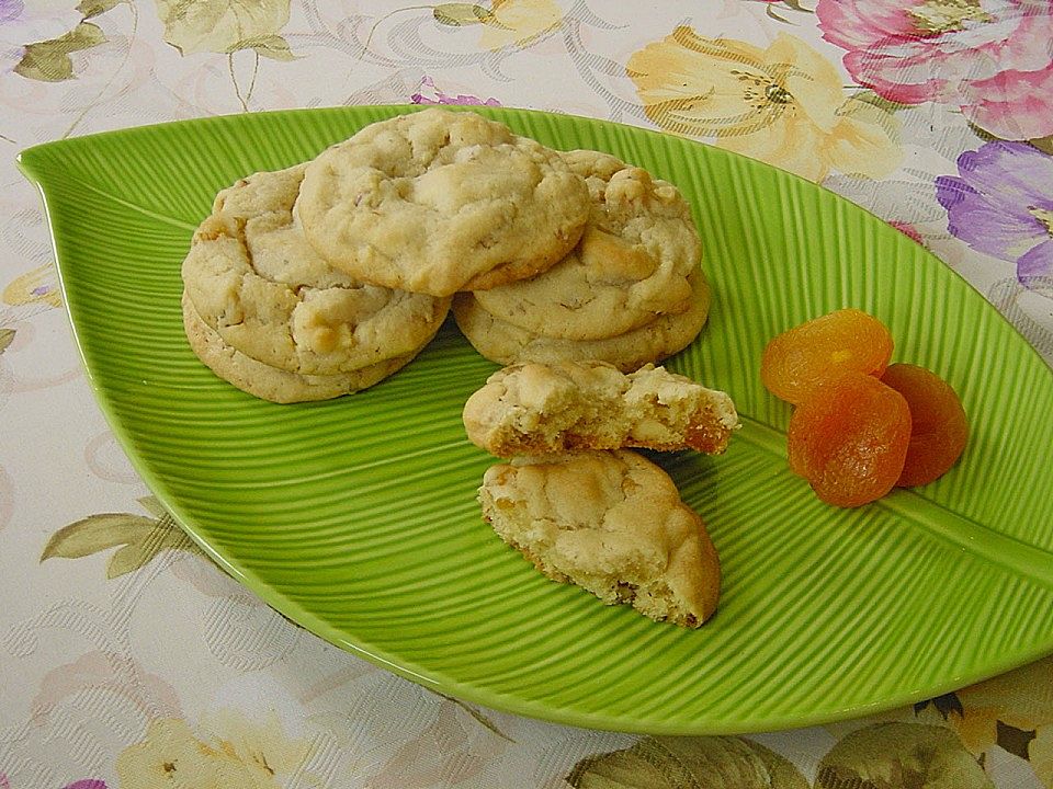 Cookies mit weißer Schokolade, Aprikosen und Walnüssen von Pumpkin-Pie ...