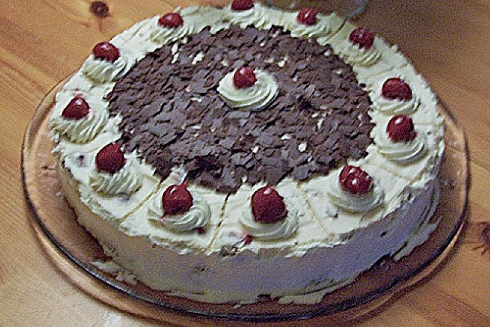 Kirsch - Stracciatella - Torte